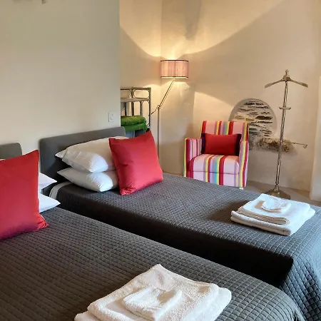 La Veillonnais Bed & Breakfast 3*